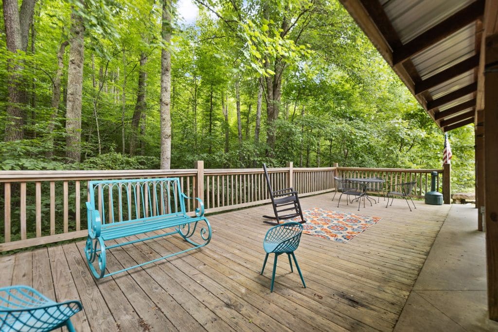 This image is by Grayson Getaways.