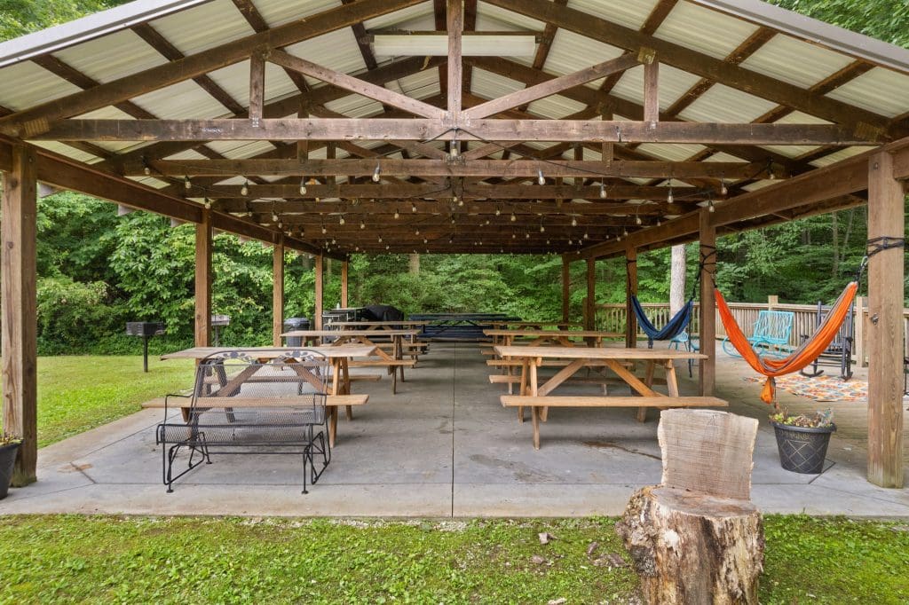 This image is by Grayson Getaways.